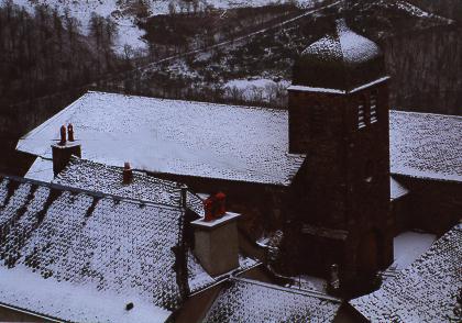 L'église de Verlac sous la neige (nous sommes à 900m d'altitude...)
