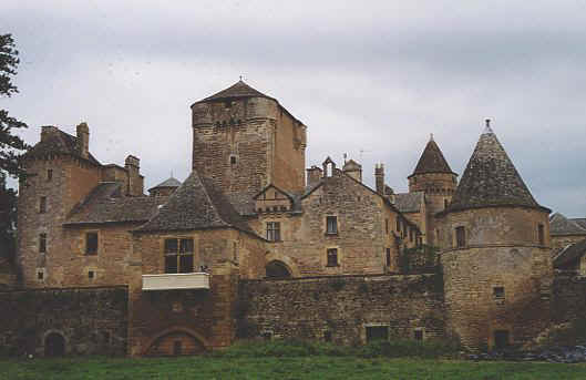 Vue générale ; le balcon a été rapporté provisoirement
